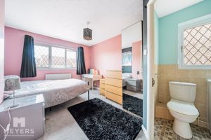 Downstairs Bedroom - click for photo gallery